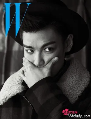 BIGBANG成员崔胜贤写真被公开 眼神孤独略带悲伤_1