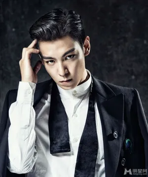 Top崔胜贤CINE21杂志绅士写真_3