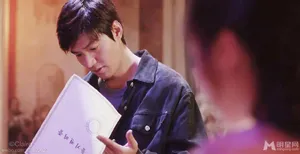 江南1970李敏镐与老板娘大尺度吻戏剧照_5