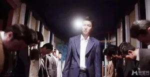 李敏镐《江南1970》高清剧照 冷峻侧颜颜值爆棚_4