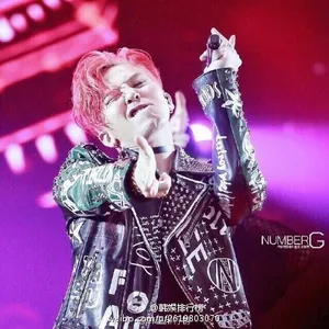 GD权志龙红色头发演唱会高清图片_6
