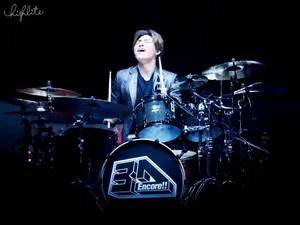 Bigbang权志龙崔胜铉姜大声2015MADE演唱会_3