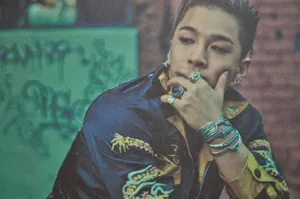 Bigbang回归单曲iam back CD内页高清图_4