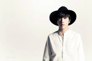 CNBLUE主唱兼吉他手郑容和单人画报写真_13