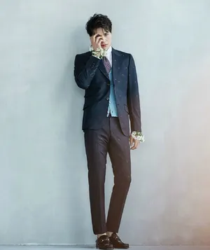 李栋旭时尚杂志写真图片：演绎花样男神魅力_2