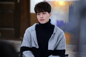 李栋旭图片  李栋旭《孤独又灿烂的神-鬼怪》剧照图片_5