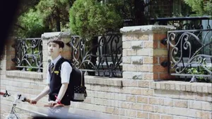 EXO成员都暻秀没关系是爱情啊 韩江宇校服制服单车剧照_4
