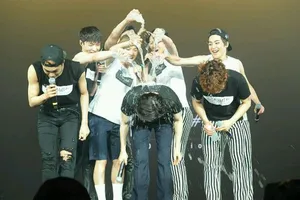 EXO 曼谷演唱会图片大汇集 边伯贤图片集 第三弹_2