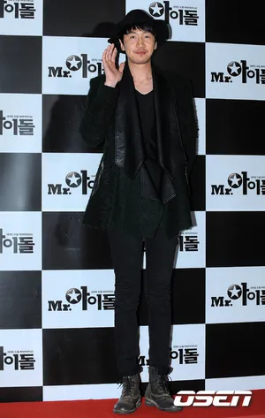 李光洙参加朴艺珍、金秀路参演的电影MR.IDOL的首映图片整理集合_6