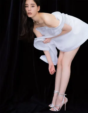 新木优子撩人长腿性感写真图片_7