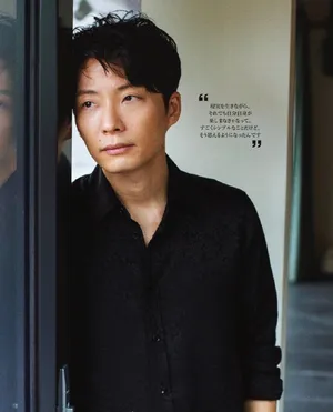 星野源毛衣造型暖男时尚写真图片