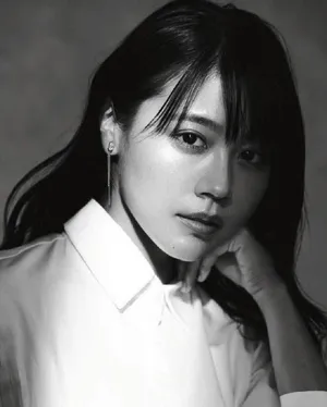 有村架纯坂口健太郎成熟风格写真图片