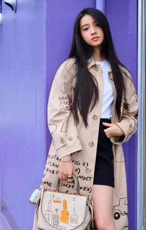 木村光希涂鸦风衣俏皮可爱写真图片_2