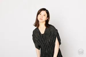 吉高由里子长裙气质靓丽写真图片