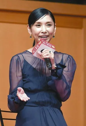 黑木瞳成熟魅力活动照图片_3