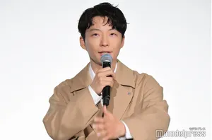 星野源风衣气质帅气活动照图片_3