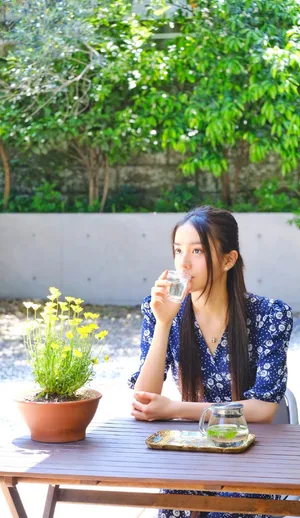 木村光希碎花裙温柔清纯写真_5