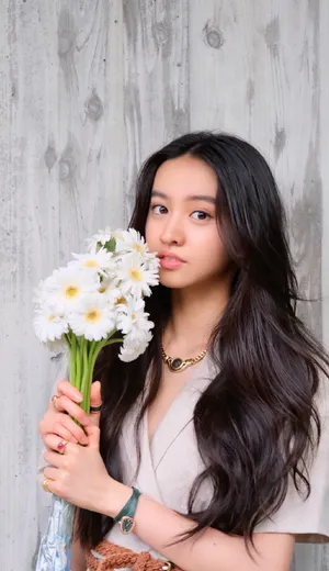 木村光希优雅侧颜甜美性感图片_3