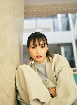 广濑铃乐队鼓手风性感写真