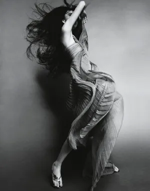 木村心美时尚杂志封面写真图片_2