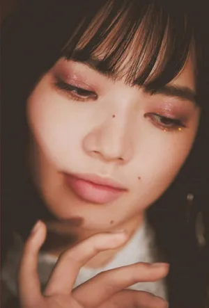 小松菜奈粉红少女心写真图片