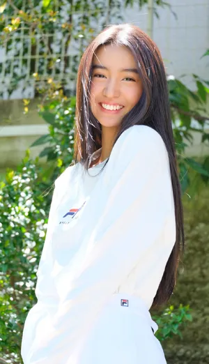 木村光希运动风短裙性感图片