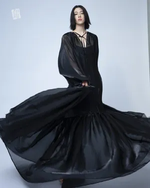 三吉彩花时尚大片写真图片