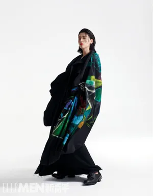 三吉彩花时尚靓丽写真图片第1张