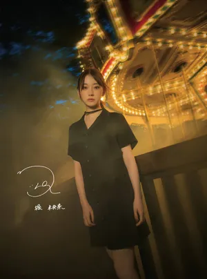 堀未央奈游乐园甜美写真_2