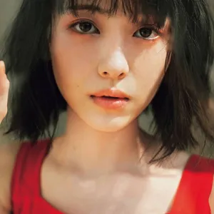 滨边美波ins裙装写真图片_3