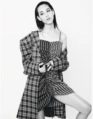 水原希子魅惑烟熏装写真图片_7