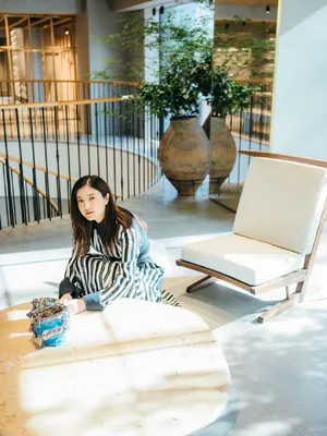 日本女星吉高由里子写真图片