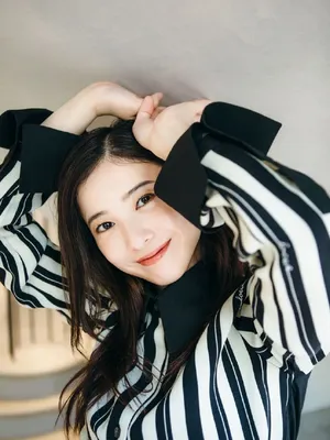 日本女星吉高由里子写真图片_3