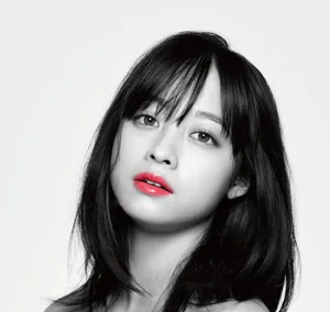 桥本环奈黑白性感写真图片_5