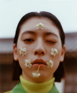 三吉彩花短发艺术大片写真图片_2