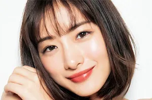 石原里美俏皮甜美写真图片