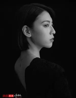 三吉彩花时尚甜酷写真图片_3