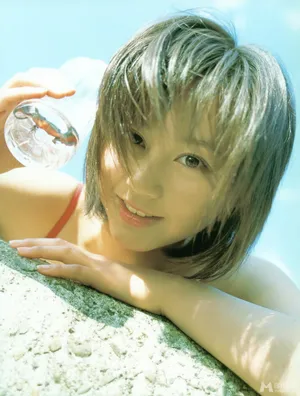 堀北真希户外夏日清新写真_5