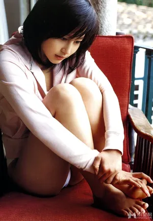 堀北真希性感居家写真_2