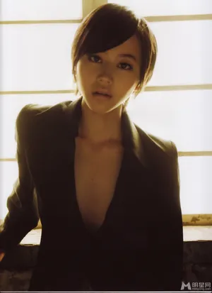 堀北真希性感女人诱惑写真_3