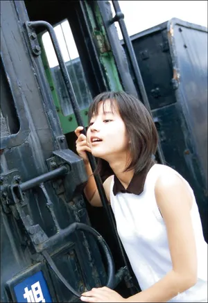 堀北真希清纯写真图片
