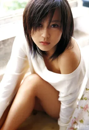 动人美女堀北真希高清性感写真_2