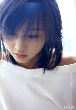 动人美女堀北真希高清性感写真_5