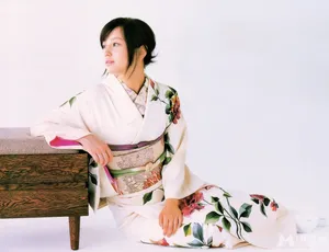 堀北真希可爱和服清新写真_3