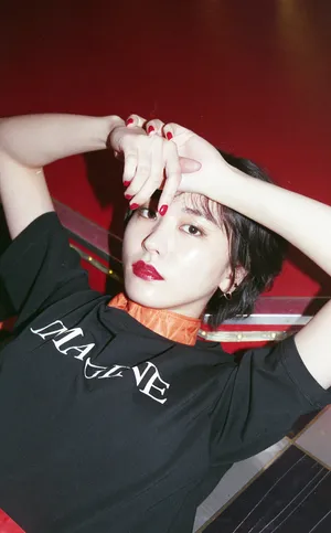 新垣结衣复古红唇性感魅力写真图片_4