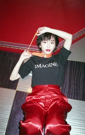 新垣结衣复古红唇性感魅力写真图片_5
