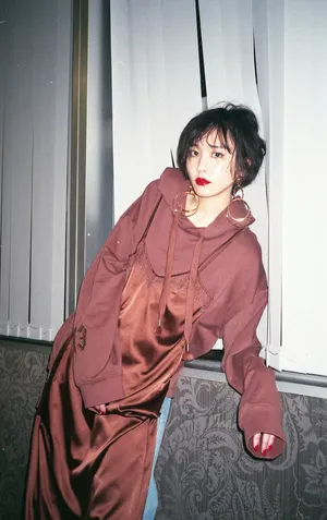 新垣结衣复古红唇性感魅力写真图片_8