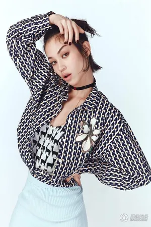 水原希子最新大片写真,清新耍酷第1张
