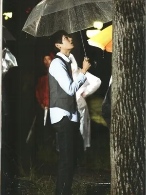 古川雄辉《一吻定情》大结局 雨夜拥吻 花絮照公开_4