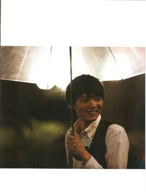 古川雄辉《一吻定情》大结局 雨夜拥吻 花絮照公开_6